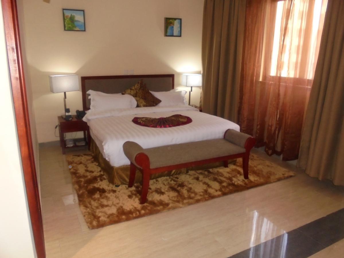 The Mosaic Hotel Addis Ababa Exterior photo